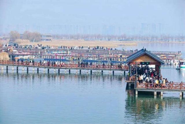 _“西安年·最中国”西咸答卷：文旅融合燃动新春，央媒聚焦彰显发展动能_“西安年·最中国”西咸答卷：文旅融合燃动新春，央媒聚焦彰显发展动能