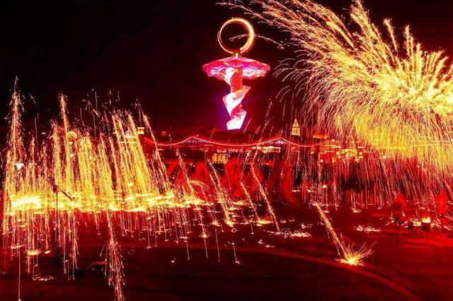 “西安年·最中国”西咸答卷：文旅融合燃动新春，央媒聚焦彰显发展动能__“西安年·最中国”西咸答卷：文旅融合燃动新春，央媒聚焦彰显发展动能