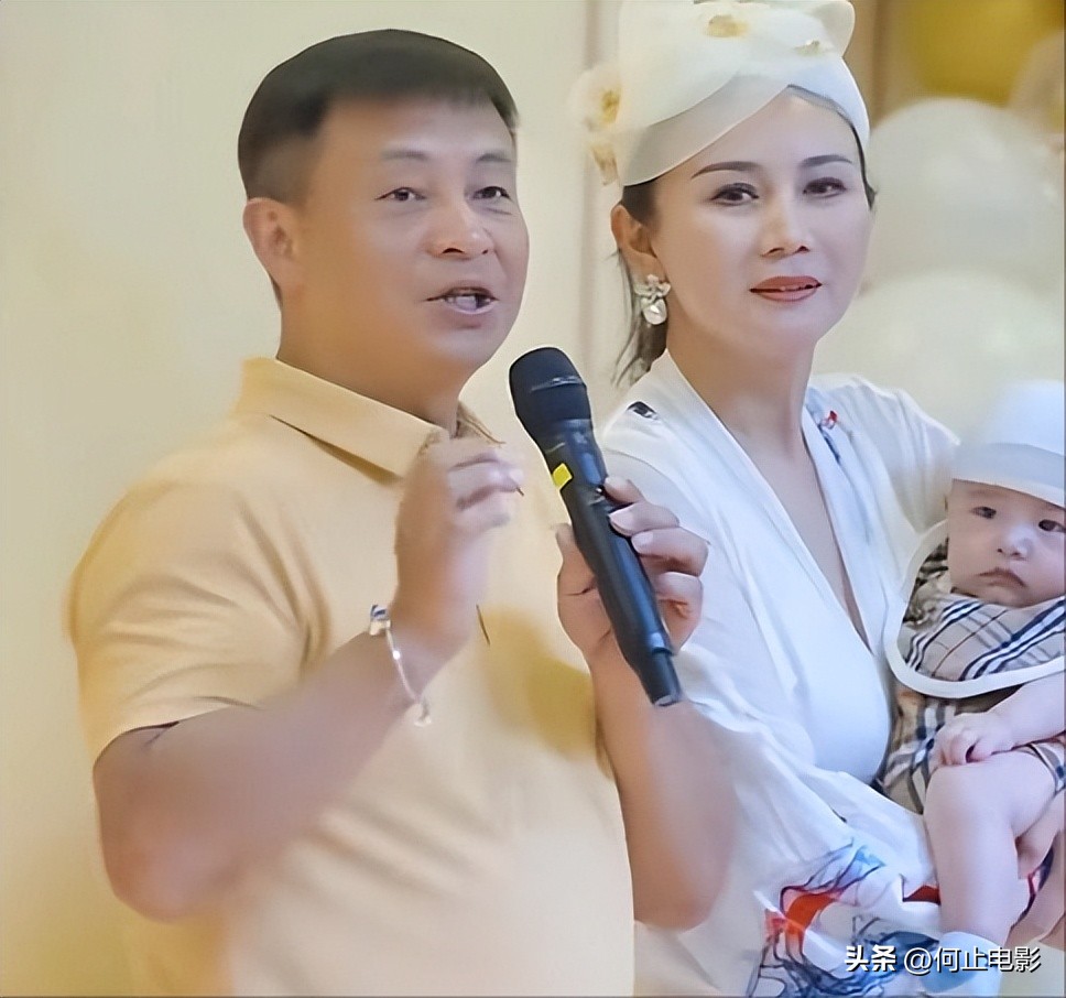 _坚决不要孩子,和李琳分开后,炫耀儿子的李大双,给丁克上了一课_坚决不要孩子,和李琳分开后,炫耀儿子的李大双,给丁克上了一课