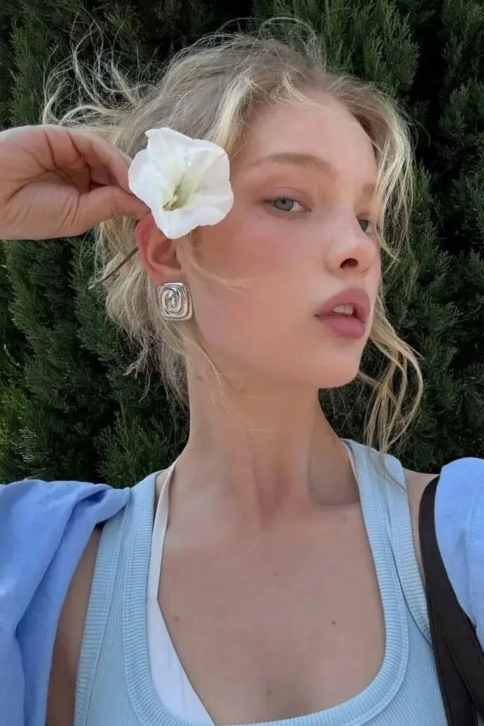 _春节都过完了，你还没化花神妆吗？_春节都过完了，你还没化花神妆吗？