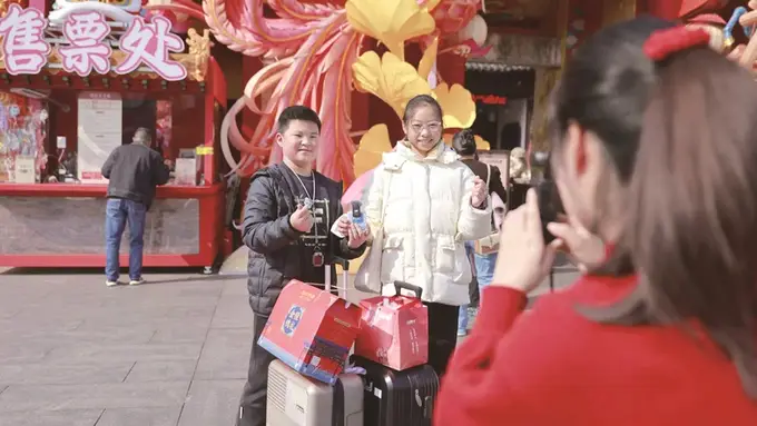 又上全国热榜！他们为啥都爱“马”上来南京？