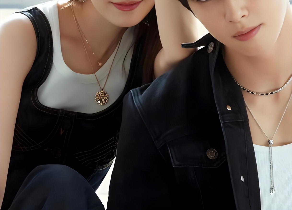 修真界大佬要圈粉__男主是京圈大佬的小说