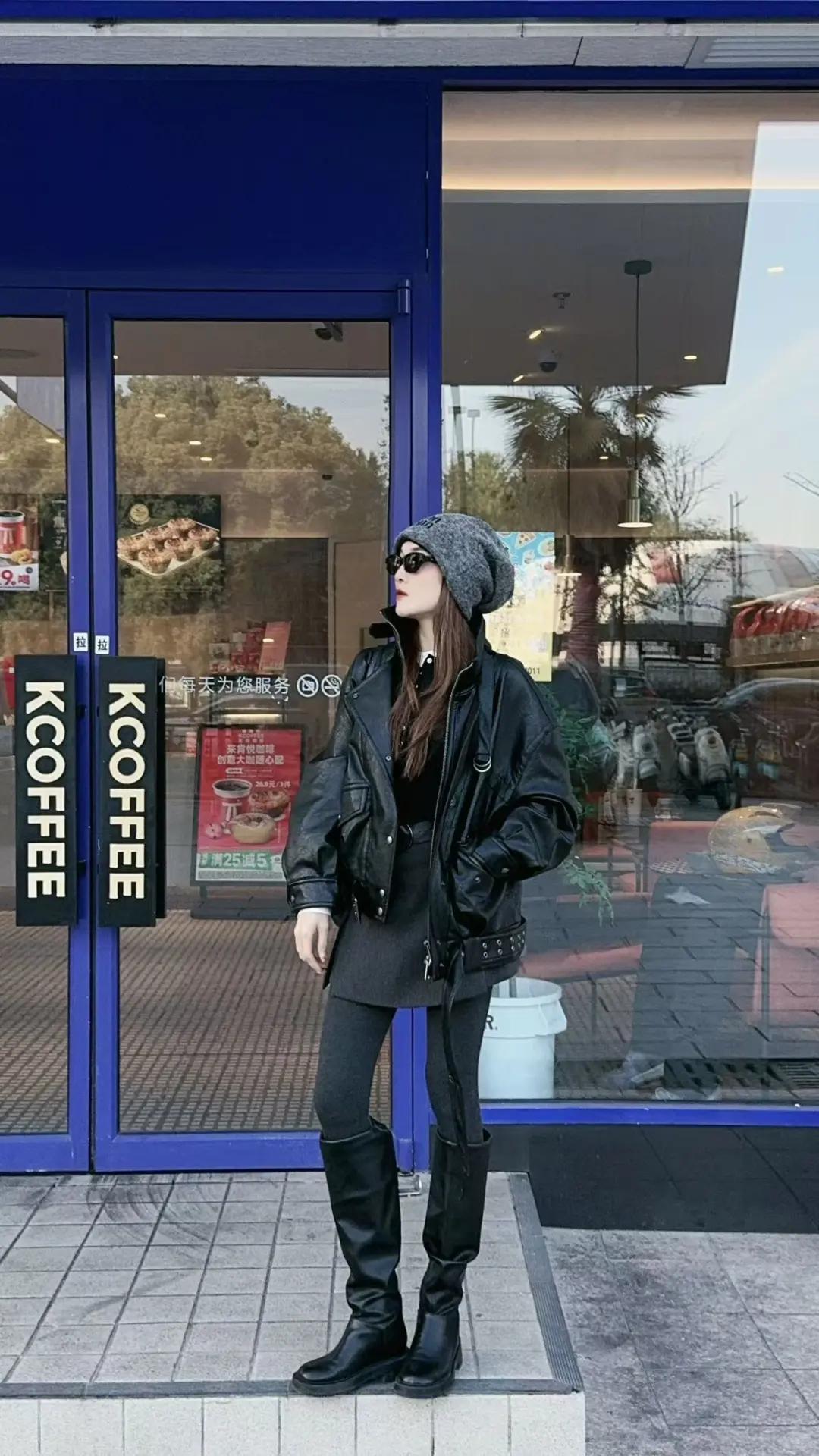 早春就该穿皮衣!帅就完了,这样的氛围感谁能拒绝?__早春就该穿皮衣!帅就完了,这样的氛围感谁能拒绝?