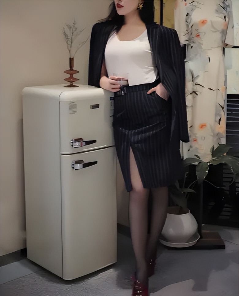 _极品娱乐大师_诱诱美鲜官网