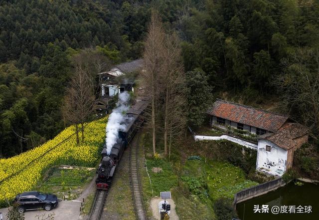 _解锁3大秘境！嘉阳小火车，藏着工业与浪漫_解锁3大秘境！嘉阳小火车，藏着工业与浪漫