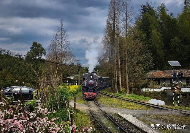 解锁3大秘境！嘉阳小火车，藏着工业与浪漫_解锁3大秘境！嘉阳小火车，藏着工业与浪漫_