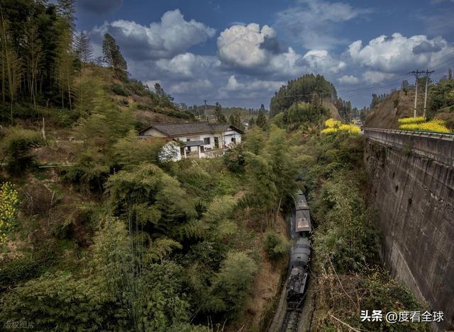 解锁3大秘境！嘉阳小火车，藏着工业与浪漫_解锁3大秘境！嘉阳小火车，藏着工业与浪漫_