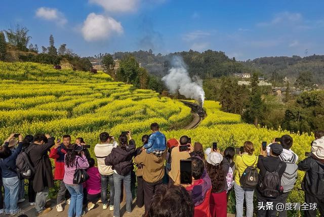 解锁3大秘境！嘉阳小火车，藏着工业与浪漫__解锁3大秘境！嘉阳小火车，藏着工业与浪漫