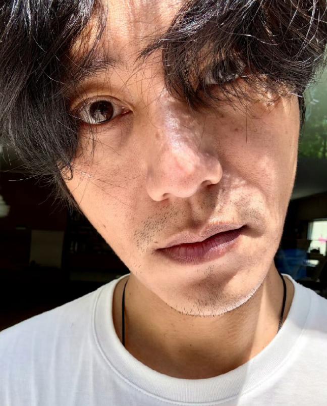 _陈坤董洁综艺_陈坤牵手