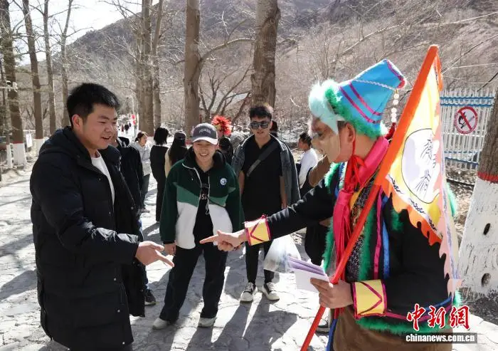 宁夏银川：游客“入戏”西游 沉浸式体验“大王叫我来巡山”_宁夏银川：游客“入戏”西游 沉浸式体验“大王叫我来巡山”_