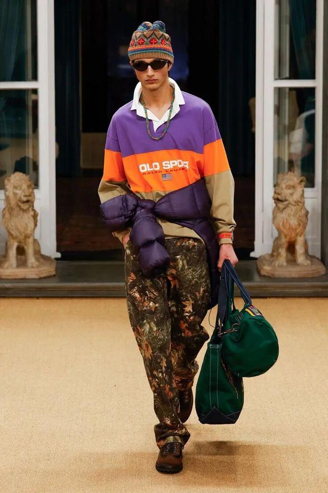 _春天穿卫衣合适吗_春天穿卫衣还是毛衣