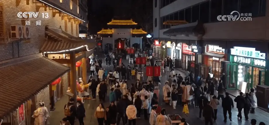 古城焕发新活力__唤醒城市记忆