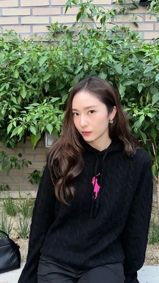 是谁还没看过这份不“妈见打”的春节穿搭指南__是谁还没看过这份不“妈见打”的春节穿搭指南