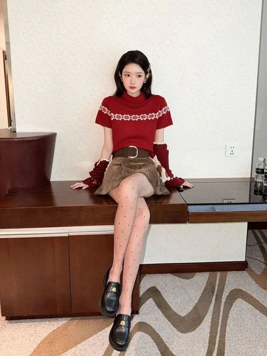 是谁还没看过这份不“妈见打”的春节穿搭指南_是谁还没看过这份不“妈见打”的春节穿搭指南_