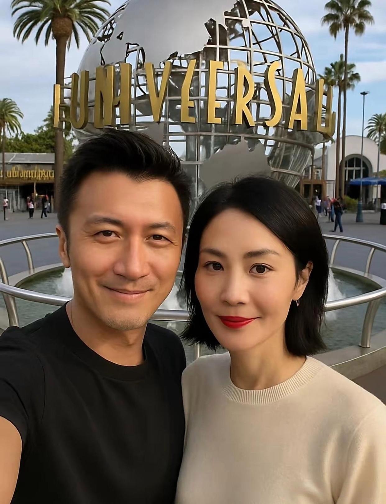 带坐便的轮椅轮椅价格_葛优瘫碧瑶坐秦明站_