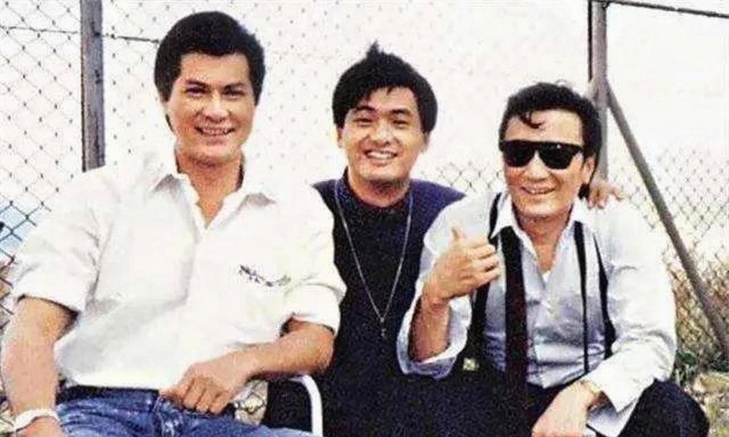 葛优瘫碧瑶坐秦明站__带坐便的轮椅轮椅价格