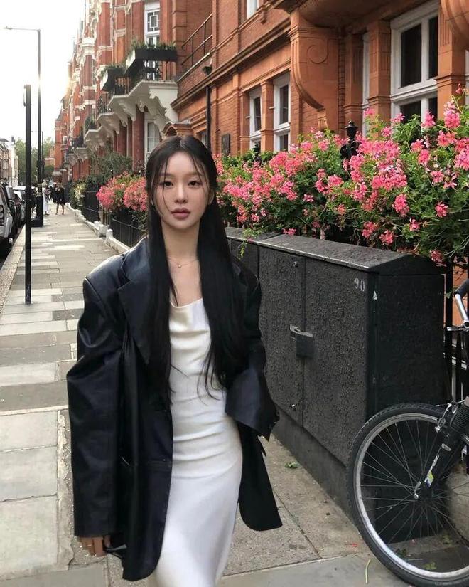 舒淇穿搭夏季图片__舒淇时尚简约穿搭