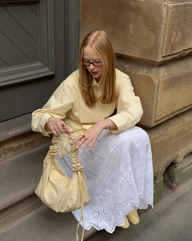 舒淇时尚简约穿搭_舒淇穿搭夏季图片_