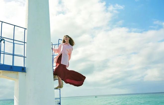 _舒淇时尚简约穿搭_舒淇穿搭夏季图片