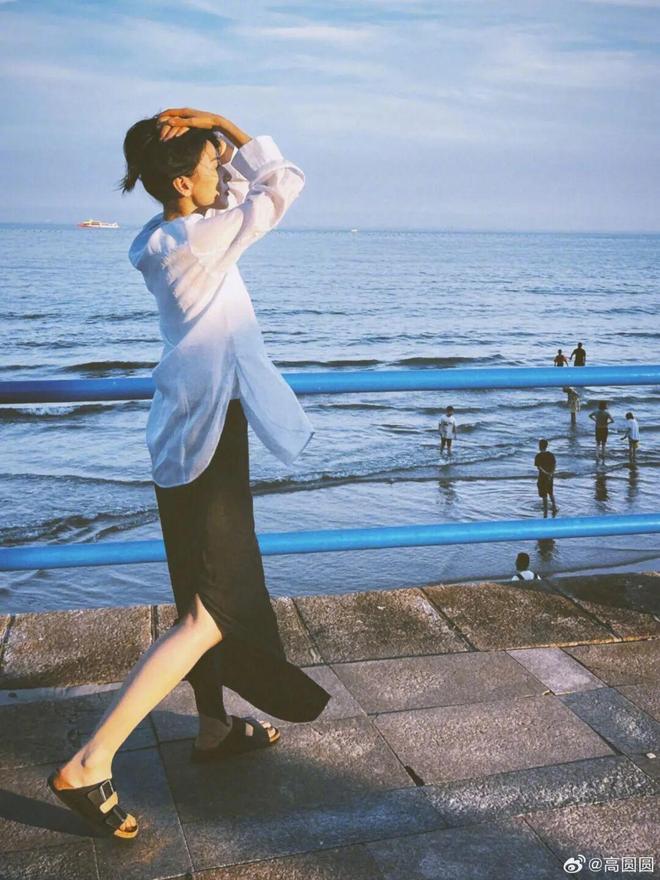 舒淇穿搭夏季图片__舒淇时尚简约穿搭