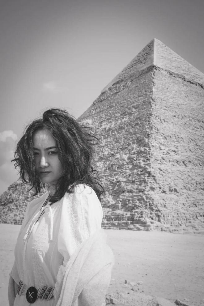 舒淇时尚简约穿搭_舒淇穿搭夏季图片_