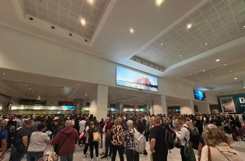 迪拜航班取消_2021迪拜飞上海_