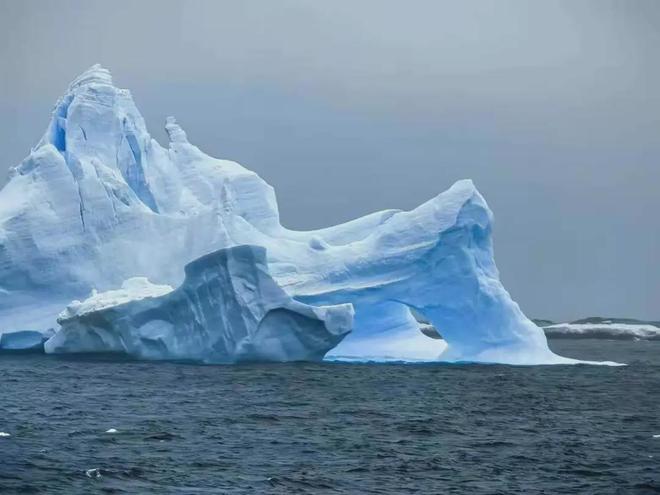 刚下飞机行李就没了！杭州姑娘花10多万去南极旅游却崩溃：衣物全靠借