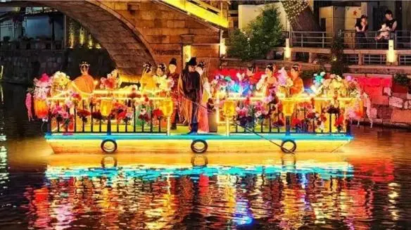 _上海灯会在什么地方_元宵节上海灯会