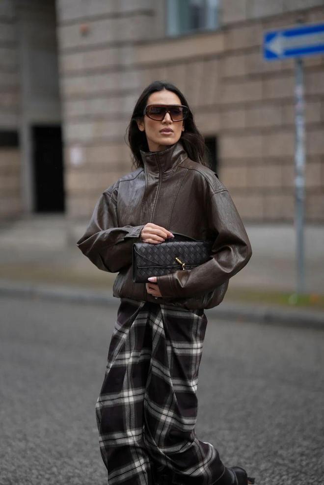 阔腿裤的绳子怎么绑_宽阔裤腿_