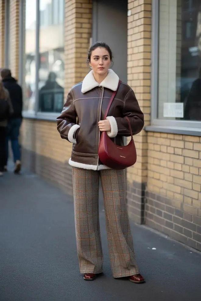 阔腿裤的绳子怎么绑__宽阔裤腿