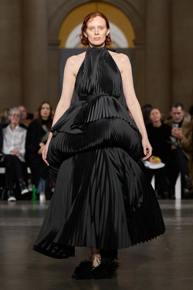 伦敦2020冬季时装秀__2021伦敦秋冬时装秀