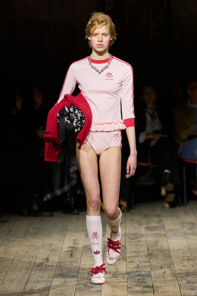 _2021伦敦秋冬时装秀_伦敦2020冬季时装秀