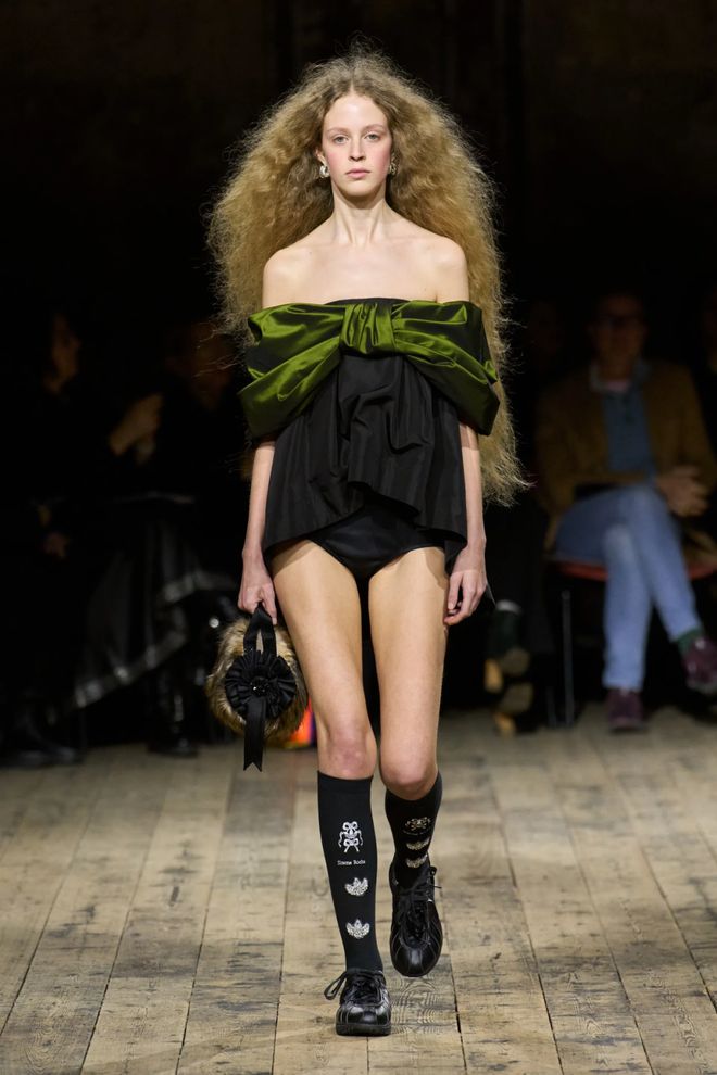 _伦敦2020冬季时装秀_2021伦敦秋冬时装秀