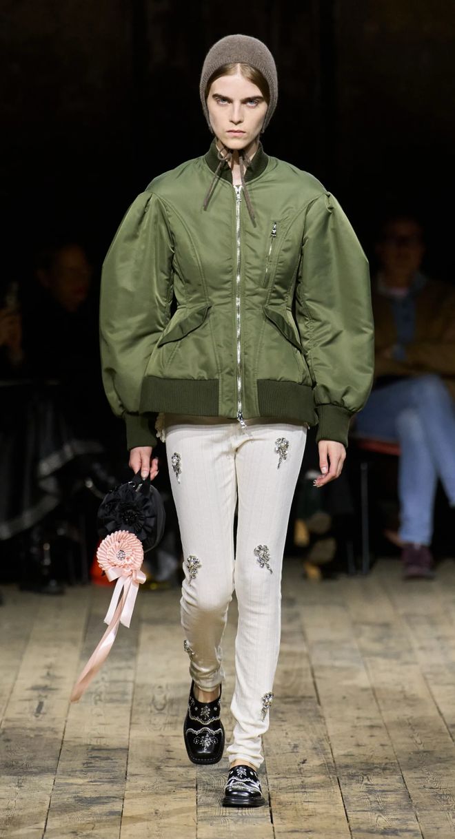 2021伦敦秋冬时装秀_伦敦2020冬季时装秀_