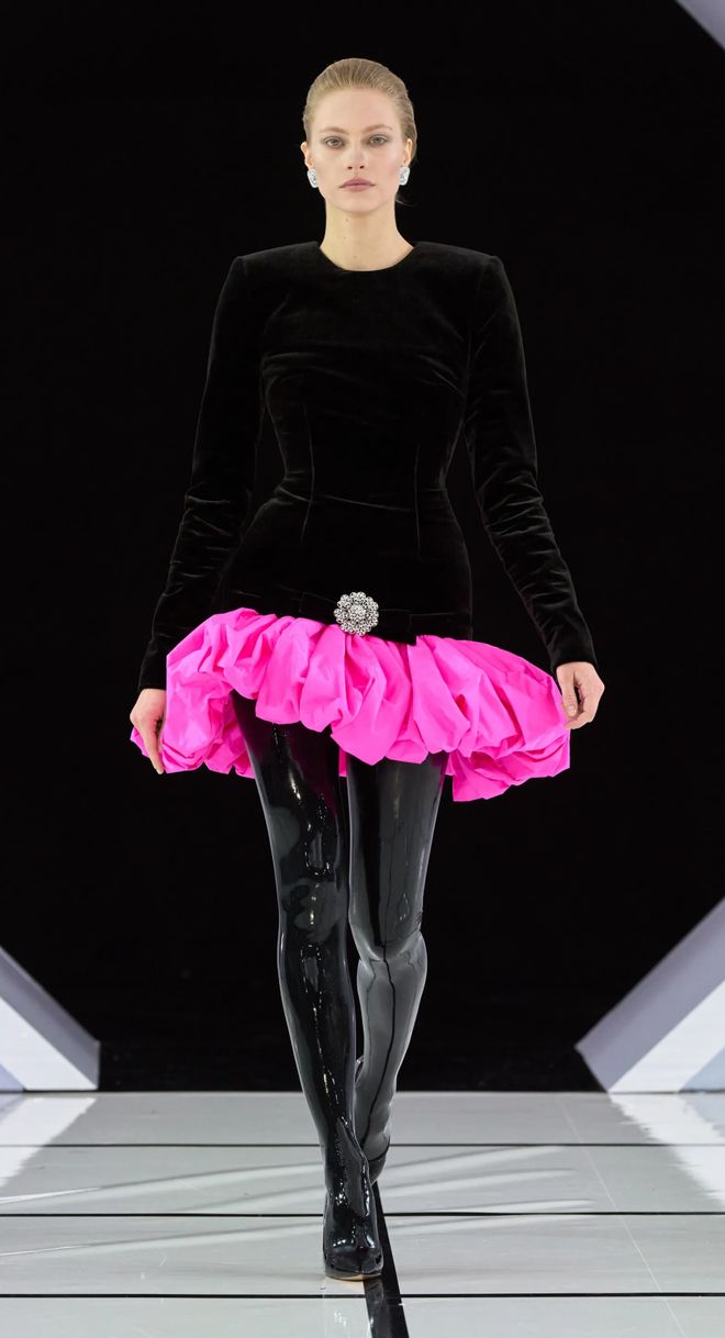 _2021伦敦秋冬时装秀_伦敦2020冬季时装秀