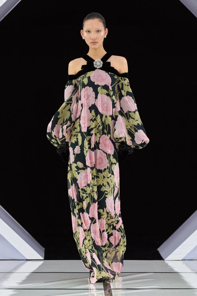 伦敦2020冬季时装秀__2021伦敦秋冬时装秀