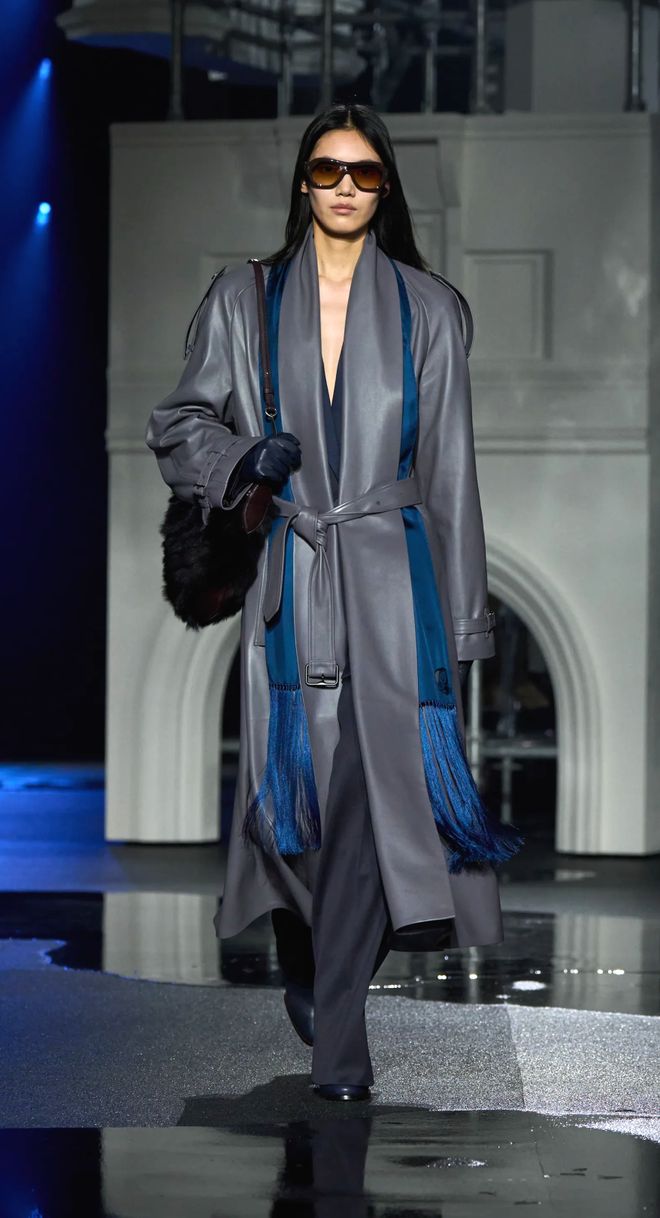 2021伦敦秋冬时装秀_伦敦2020冬季时装秀_