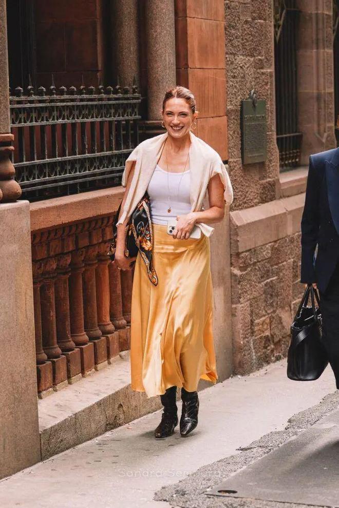 上海宝山医院顾青医生__跨省转档案需要本人吗