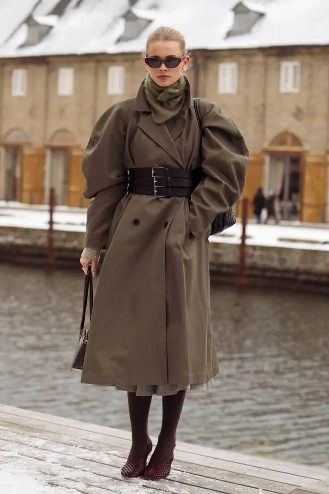 2021春季风衣_今年春季风衣流行什么_