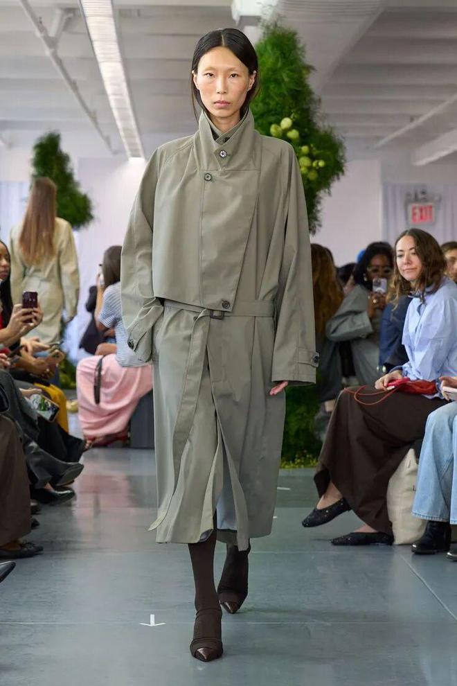 _今年春季风衣流行什么_2021春季风衣