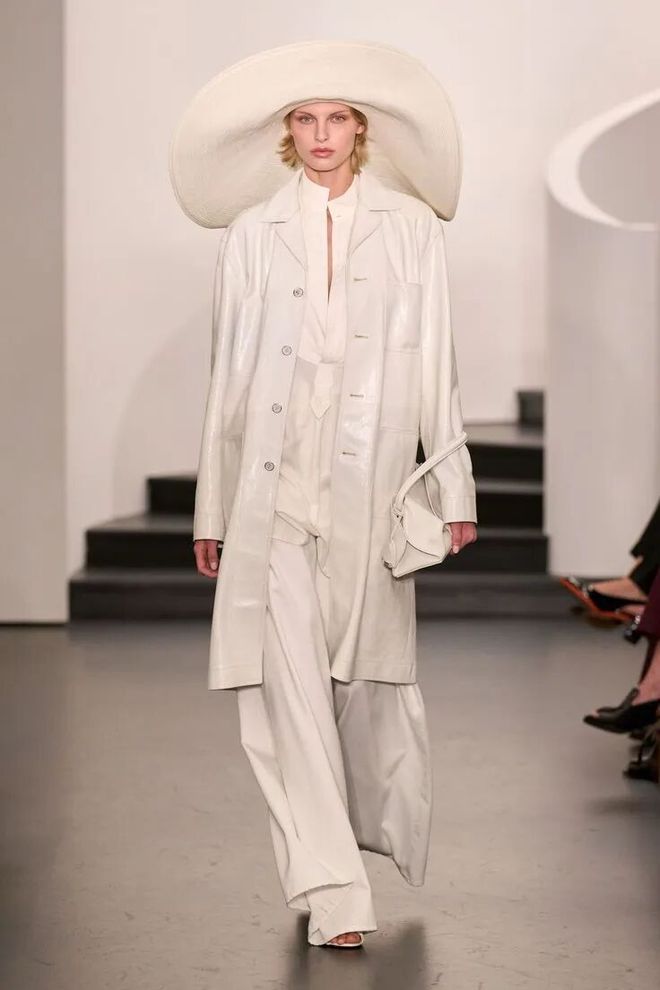 今年春季风衣流行什么__2021春季风衣