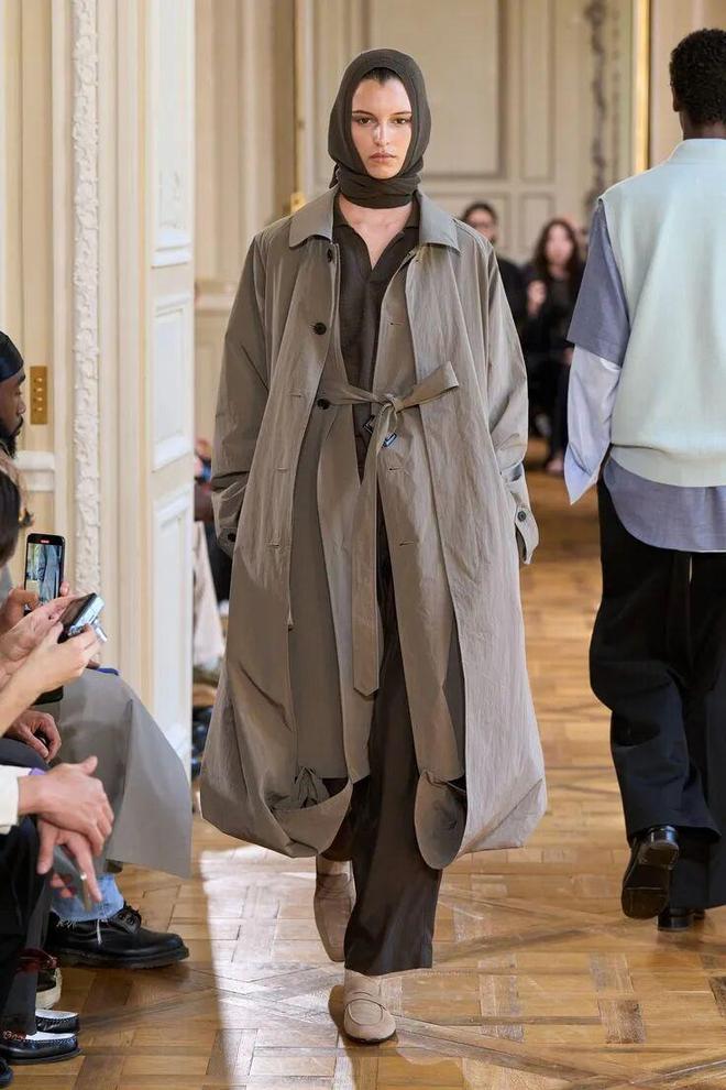 2021春季风衣__今年春季风衣流行什么