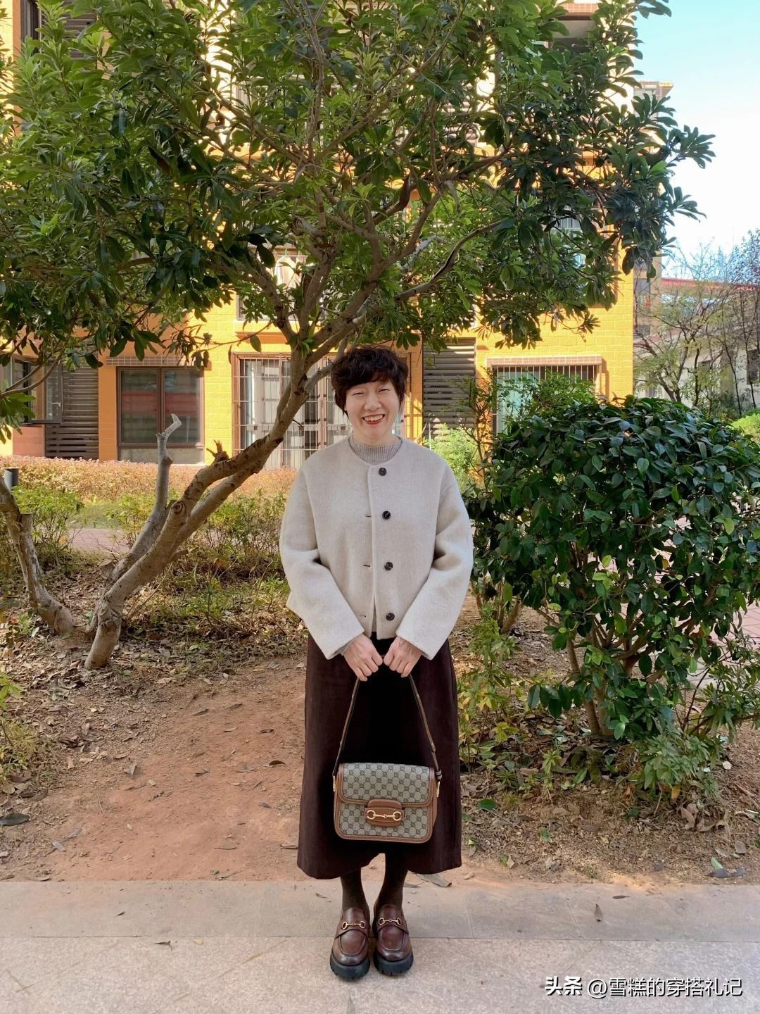 _富贵的穿搭_显得高贵的颜色搭配