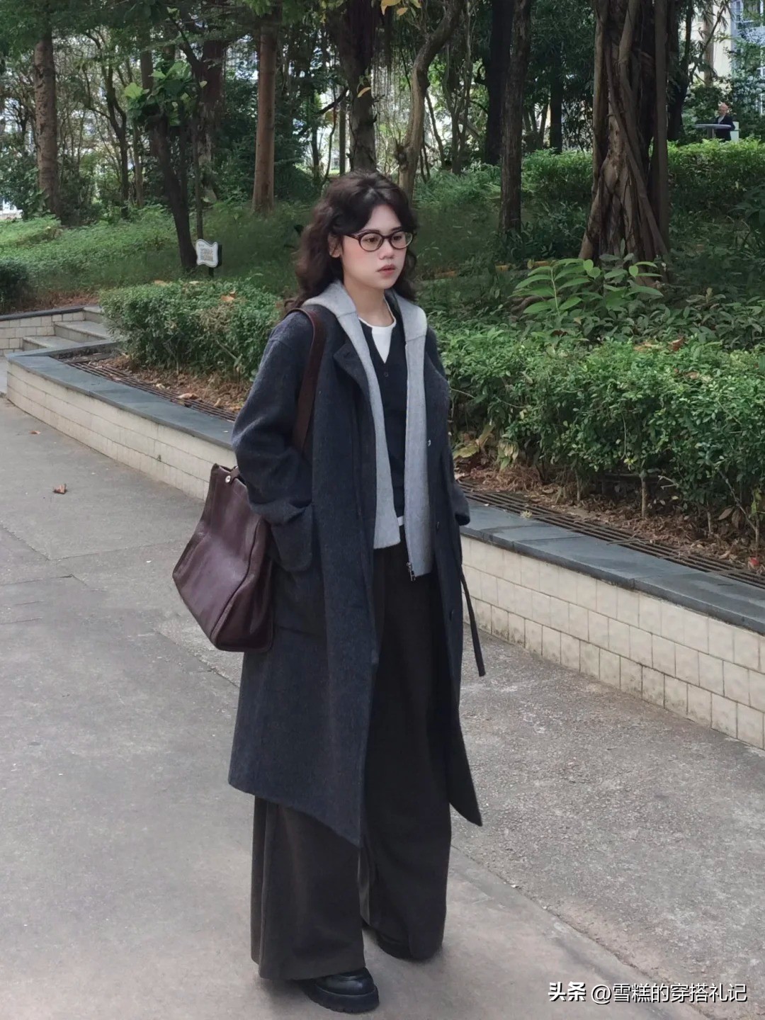 脚宽小腿粗的人适合穿什么鞋子__小脚裤和阔腿裤哪个好看