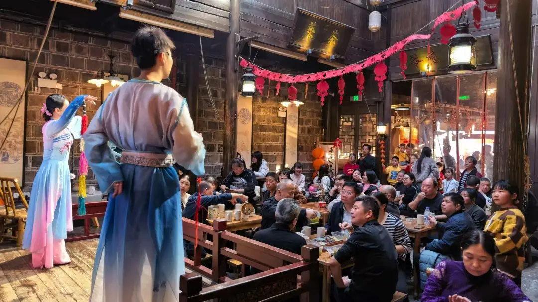 闹元宵元宵__闹元宵民俗文化