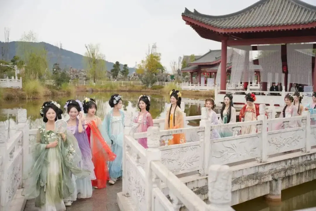 春节圆满收官!达川文旅市场这份成绩单“马”力十足__春节圆满收官!达川文旅市场这份成绩单“马”力十足