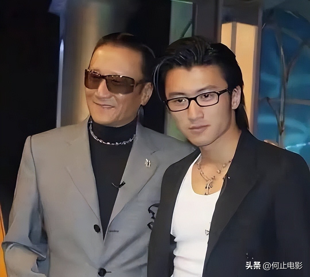 坐着轮椅玩命__坐轮椅的