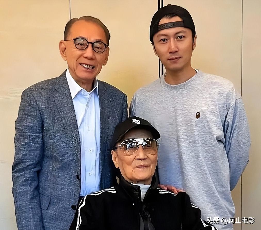 坐轮椅的_坐着轮椅玩命_