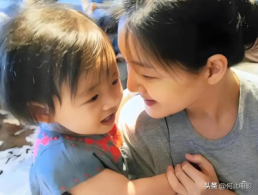 得一官方旗舰店_汪小菲晒女儿甜笑照_