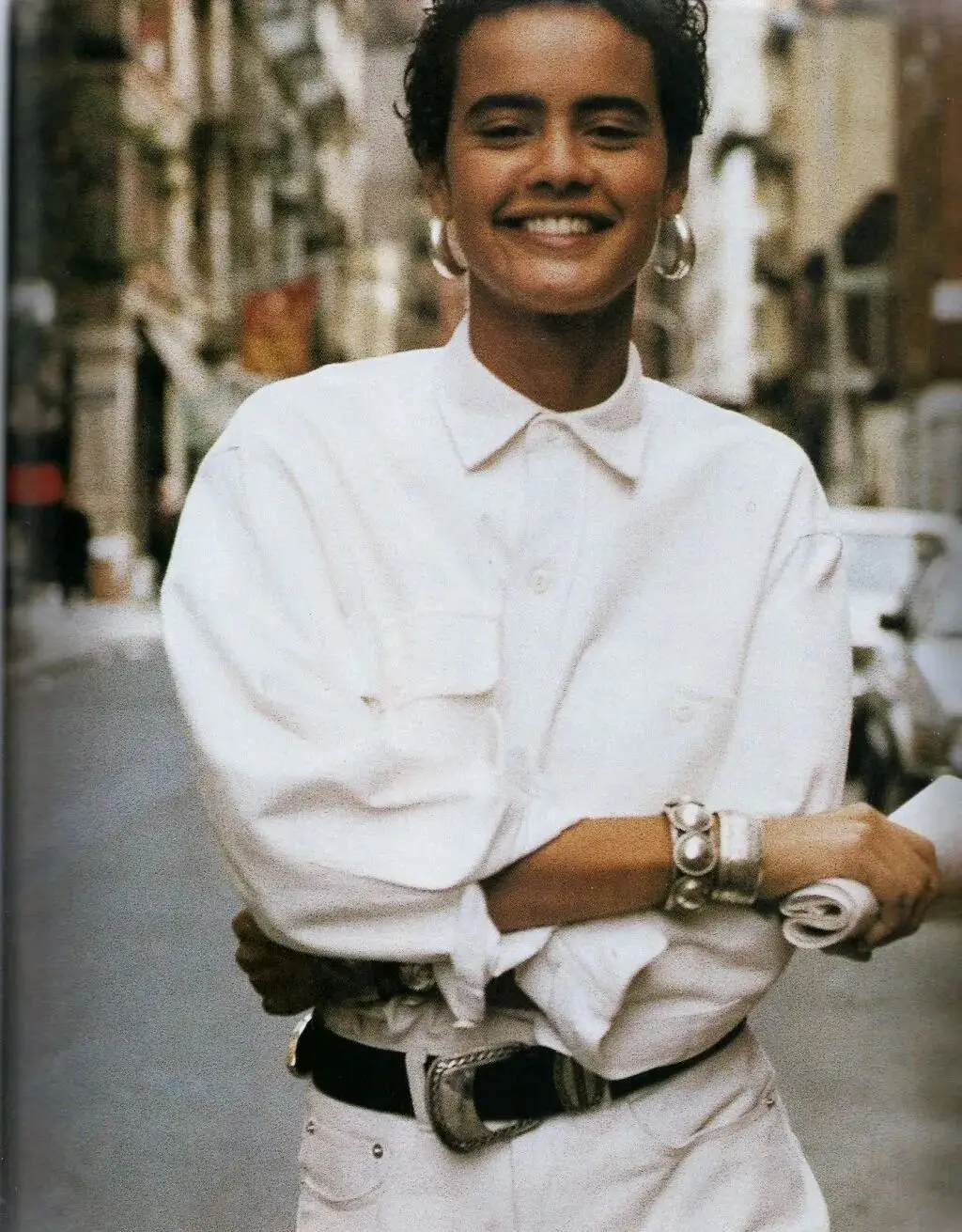 王菲相信爱情_王菲相信爱情歌曲_